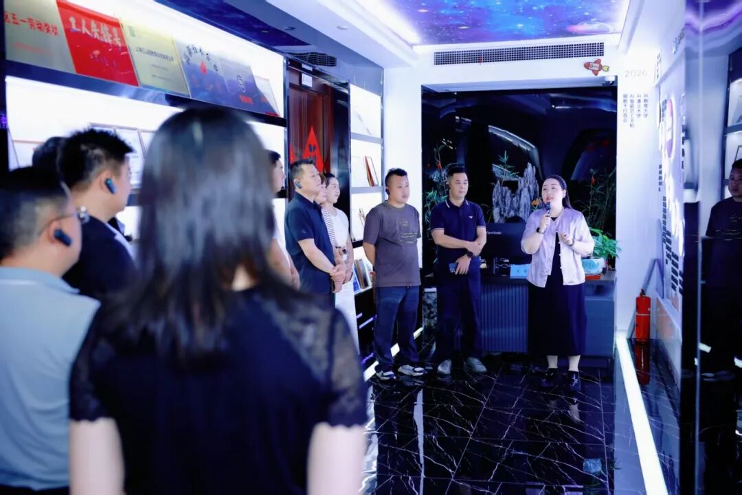 展厅参观讲解